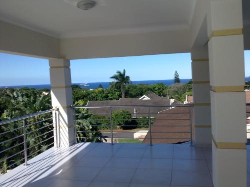 Herrwood GH Balcony